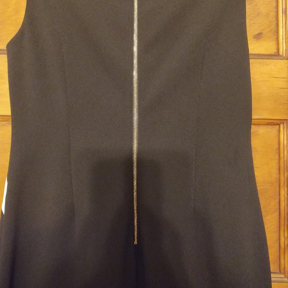 🟩⬛⬜Striped Calvin Klein Dress⬜⬛🟩 - Picture 6 of 8